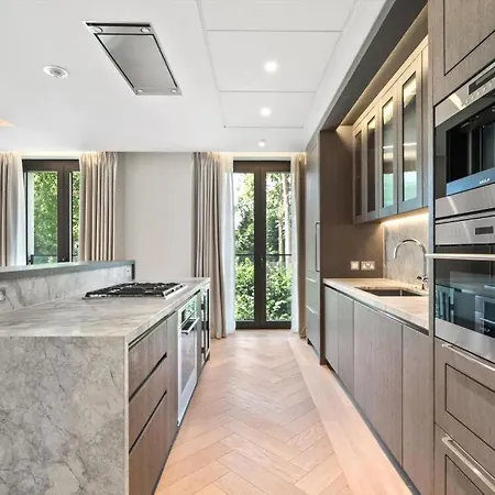 Luxury Apartment